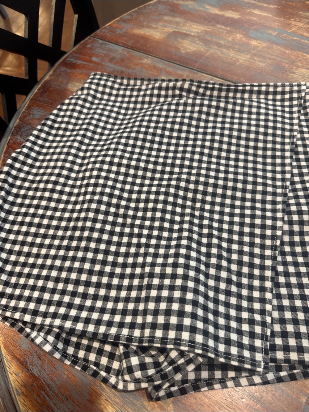 Hollister Black and White Gingham Skort